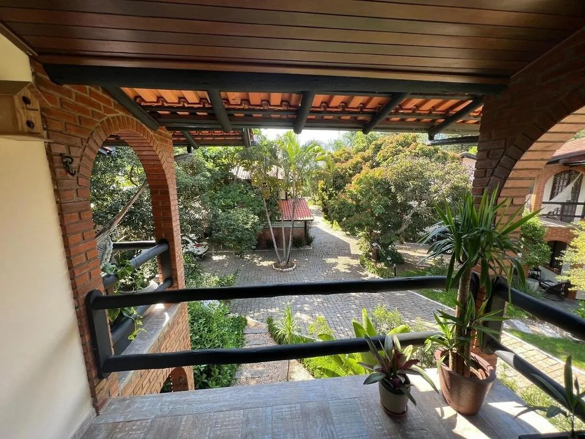 Casa de Férias Casa pé na areia em praia paradisíaca Balneário Camboriú