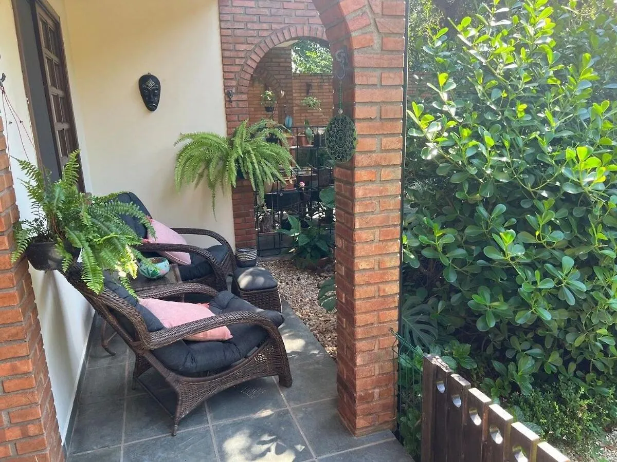 Casa de Férias Casa pé na areia em praia paradisíaca Balneário Camboriú